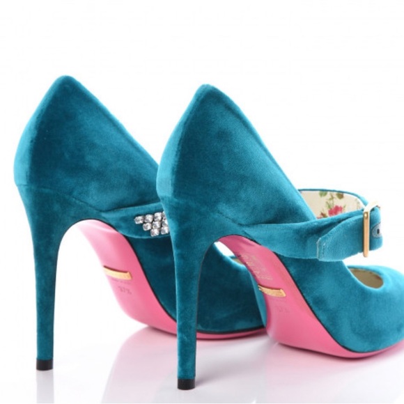 Authentic GUCCI pump - brand new. Never worn. - Picture 2 of 6